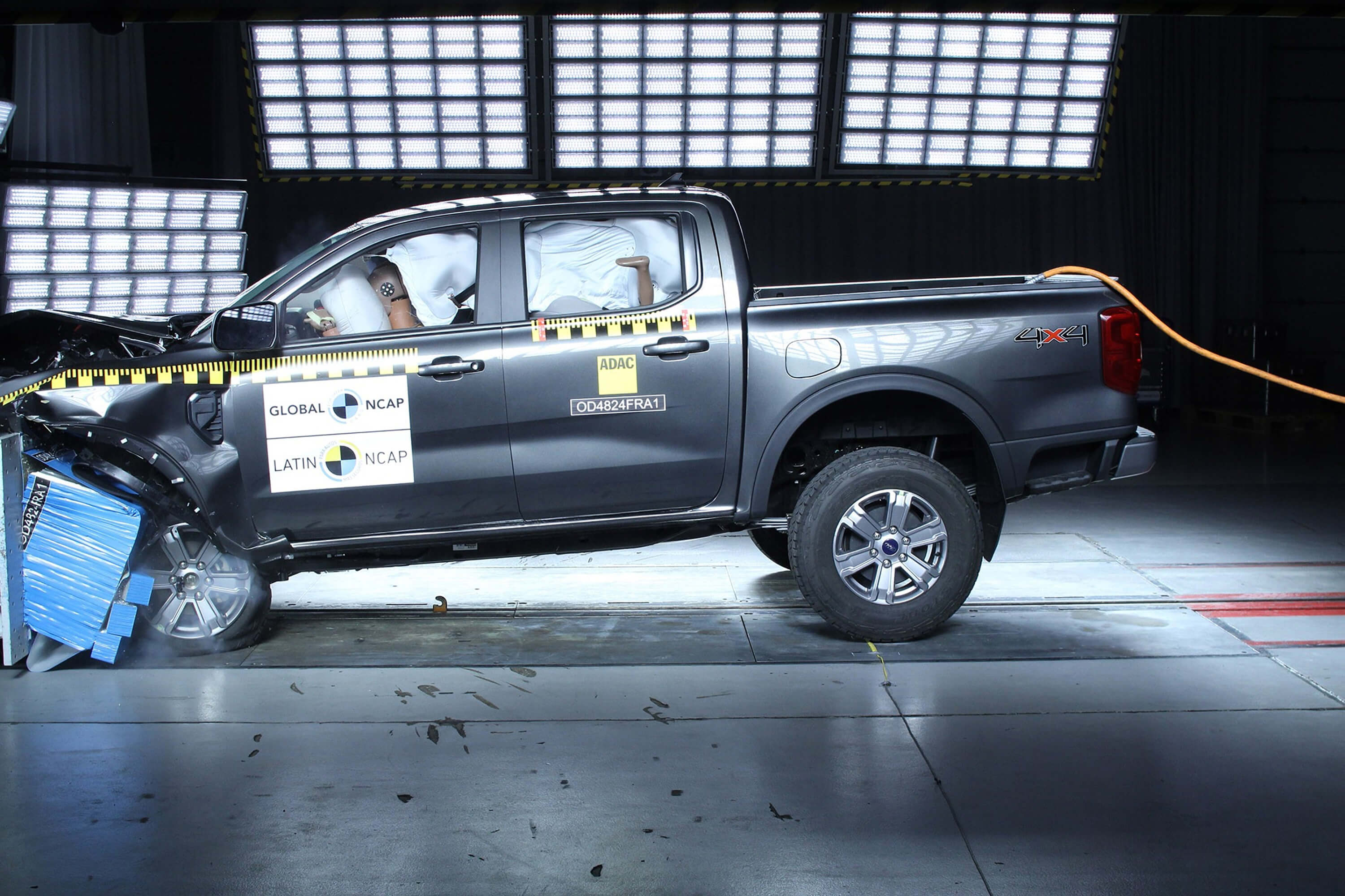 Ford Ranger recebe cinco estrelas nos novos testes 