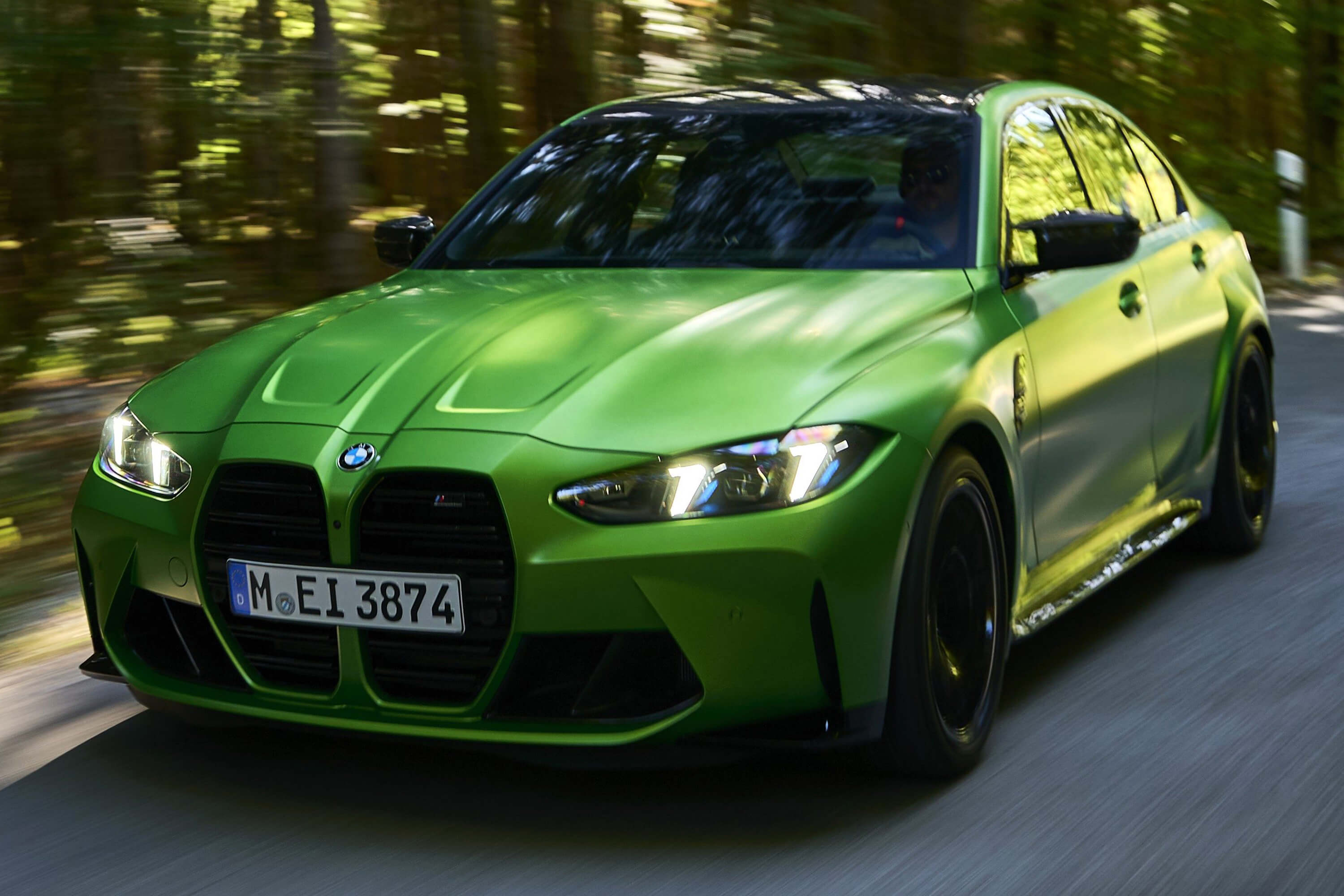 Superesportivo da BMW chega ao Brasil em duas versões